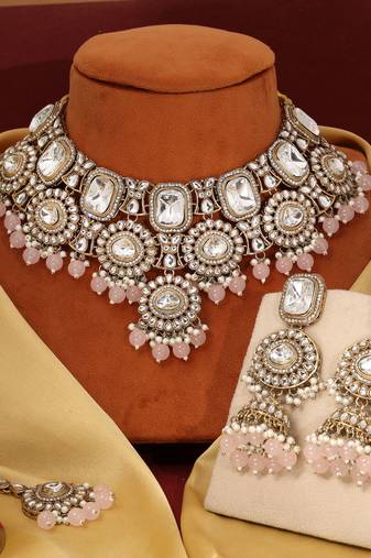 Pink color kundan necklace set