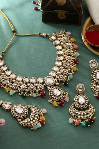 Multi color kundan necklace set