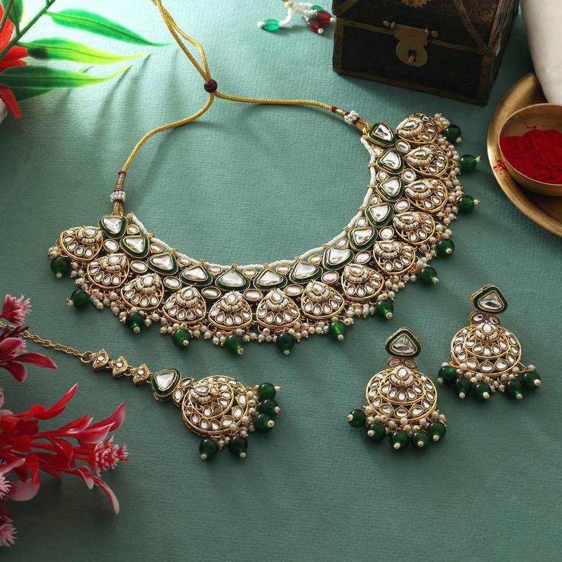 Green color kundan necklace set