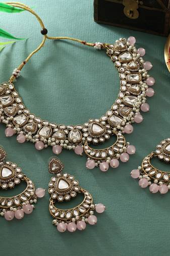 Pink color kundan necklace set