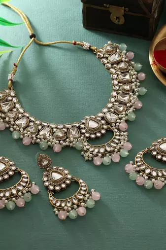 Pink & pista green color kundan necklace set