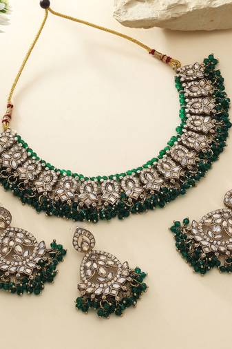 Green color kundan necklace set