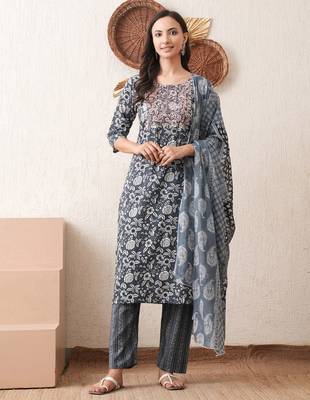 Maroon embroidered chikankari  pure cotton grey straight kurta pant dupatta set 3