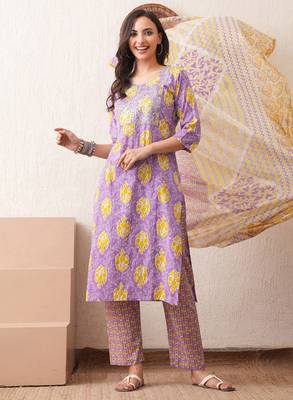 Gold embroidered chikankari  pure cotton light-purple straight kurta pant dupatta set 3