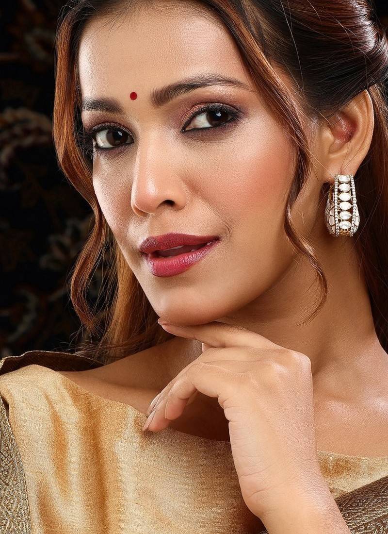 Gold plated kundan earrings