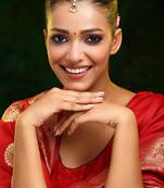 Gold plated kundan maang tikka