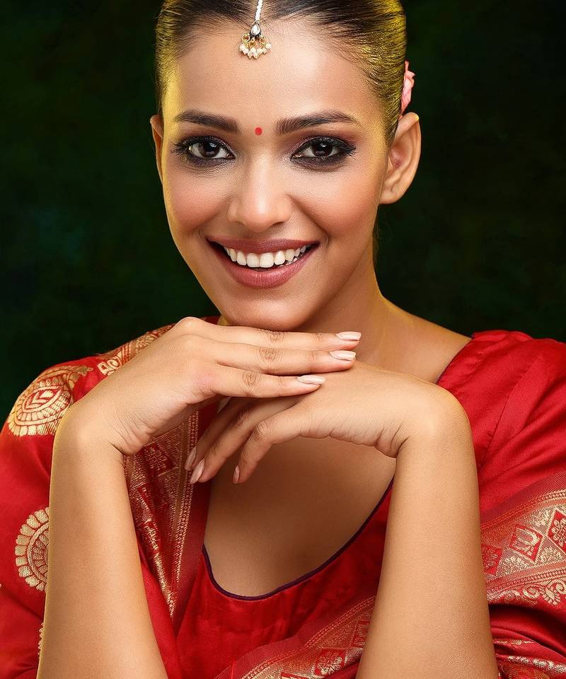 Gold plated kundan maang tikka