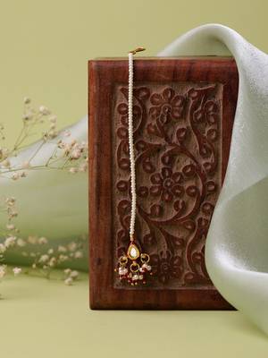 Gold plated kundan maang tikka 2