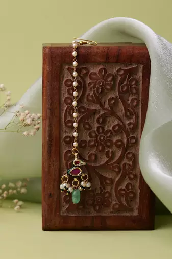 Gold plated kundan multicolor Stone maang tikka