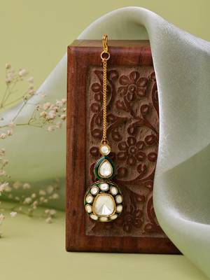 Gold plated kundan green stone maang tikka 2