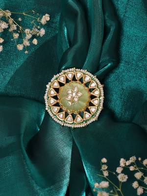 Gold plated kundan green stone ring 2