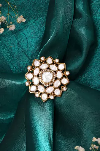 Gold plated kundan ring