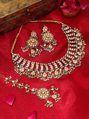 Gold plated kundan green stone Necklace Set 2