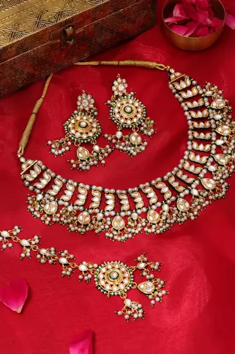 Gold plated kundan green stone Necklace Set