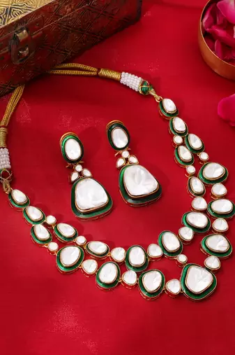Gold plated kundan Layered Necklace Set