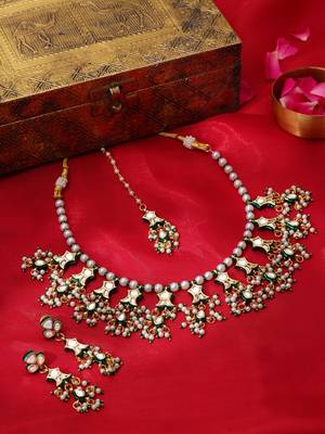 Gold plated kundan green stone Necklace Set 2