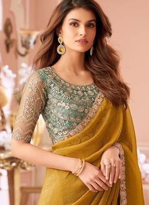 Mustard georgette resham & cut work border heavy designer blouse party wear saree 2