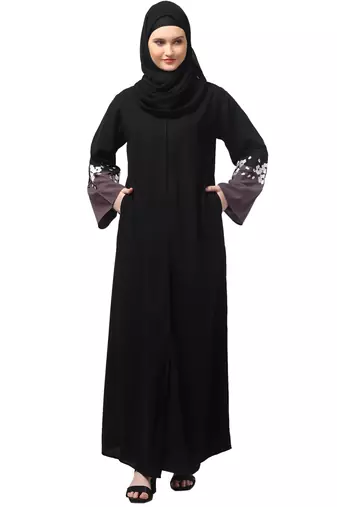 embrodery and conytrast  2 side pocket sleeves  front open abaya