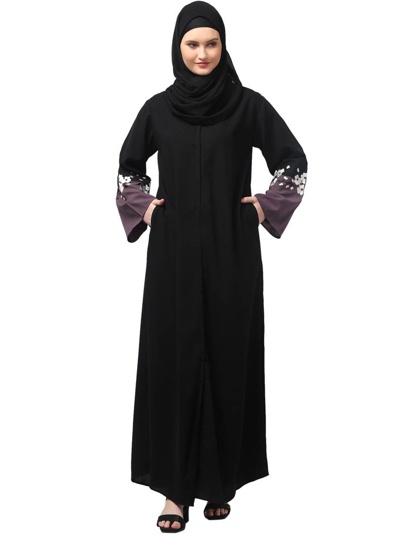 embrodery and conytrast  2 side pocket sleeves  front open abaya