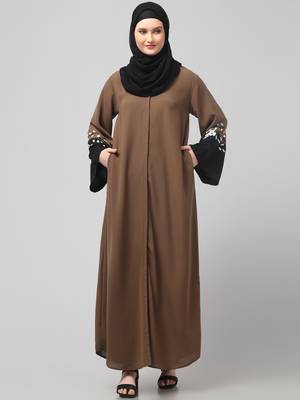 embrodery and conytrast  2 side pocket sleeves  front open abaya 3