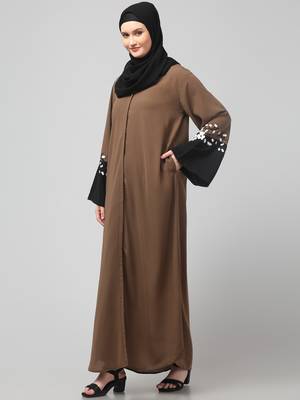 embrodery and conytrast  2 side pocket sleeves  front open abaya 5