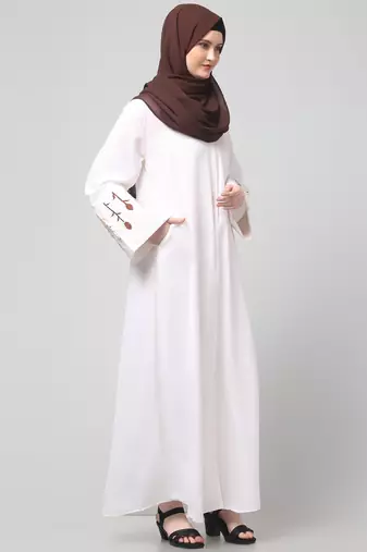 embroidery at sleeve 2 side pocket front open abaya