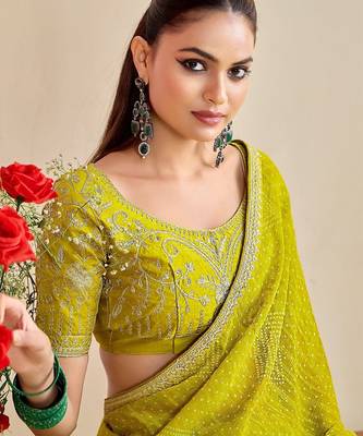 lemon moss chiffon silk blend bandhani printed saree with embroidered lace boarder with blouse  4