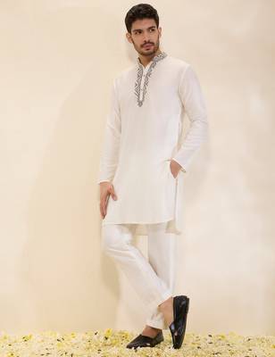 Ivory plain silk kurta set 2