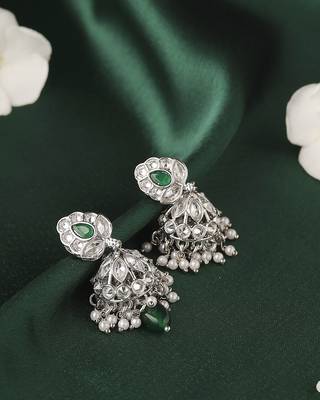 Lavish leaf and pear shape silver plated green kundan stone brass jhumki earring for women and girls 1