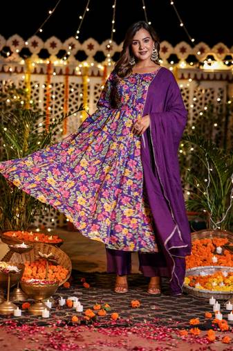 Cotton mulmul full-flare anarkali kurti-pant-dupatta  set