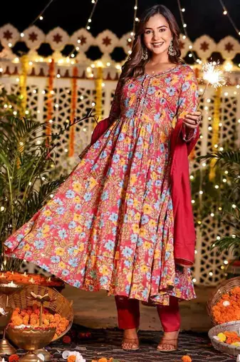 Cotton mulmul full-flare anarkali kurti-pant-dupatta  set