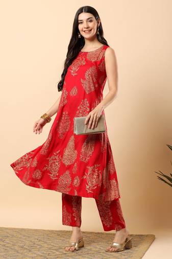 Women maroon rayon god printed & hand embroidery work kurta with trousers set