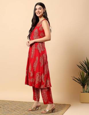 Women maroon rayon god printed & hand embroidery work kurta with trousers set 2