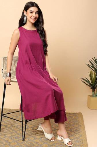 Women purple cotton flex solid & hand embroidery work kurta with trousers set