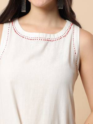Women off white cotton flex solid & hand embroidery work kurta with trousers set 4