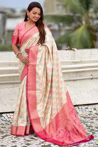 Soft silk zari woven bandhani patola saree with contrast weaves