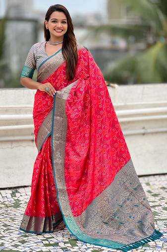 Soft silk zari woven bandhani patola saree with contrast weaves