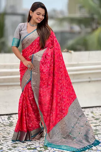 Soft silk zari woven bandhani patola saree with contrast weaves