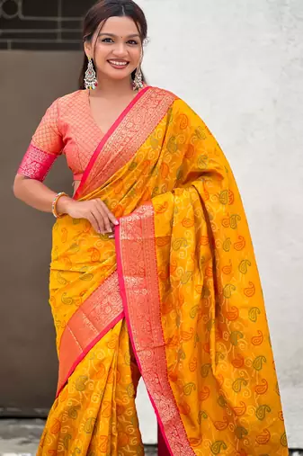Soft silk zari woven bandhani patola saree with contrast weaves