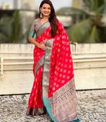 soft silk zari woven ikat patola saree with contrast weaves