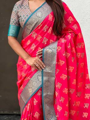 soft silk zari woven ikat patola saree with contrast weaves 3
