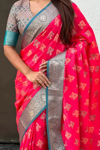 soft silk zari woven ikat patola saree with contrast weaves