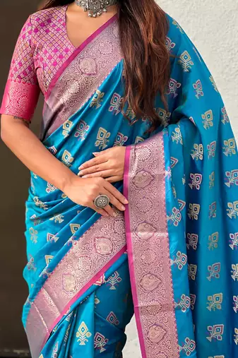 soft silk zari woven ikat patola saree with contrast weaves