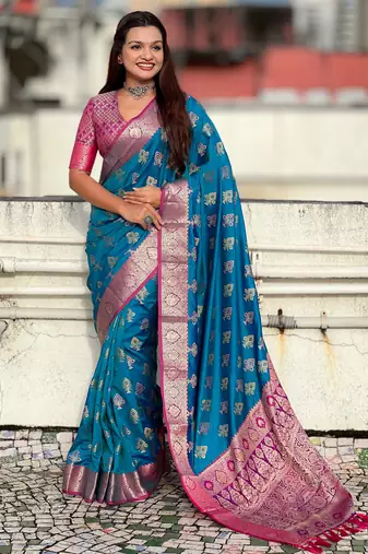 soft silk zari woven ikat patola saree with contrast weaves