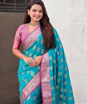 soft silk zari woven ikat patola saree with contrast weaves 2