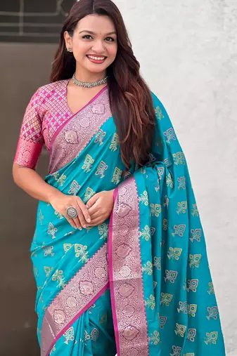 soft silk zari woven ikat patola saree with contrast weaves