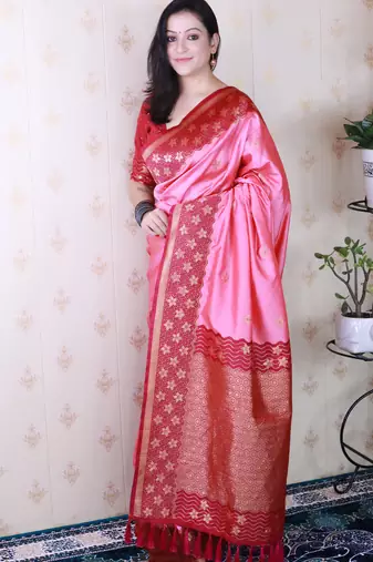 Soft silk banarasi wavy unique zari woven saree