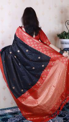 Soft silk banarasi wavy unique zari woven saree 5