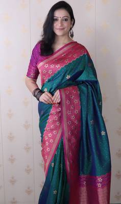Soft silk banarasi wavy unique zari woven saree 2