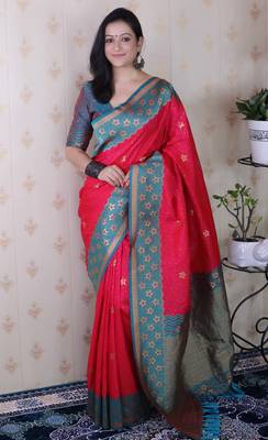 Soft silk banarasi wavy unique zari woven saree 2
